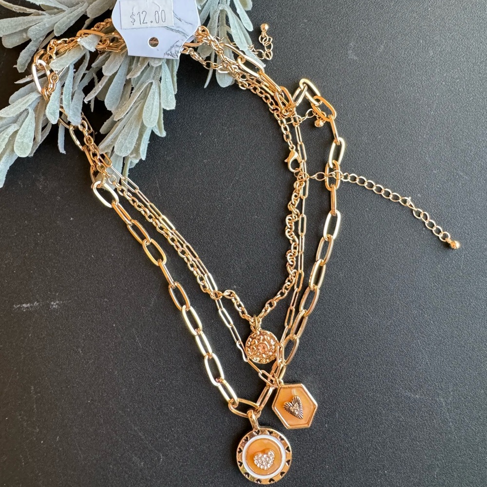 Triple layer necklace